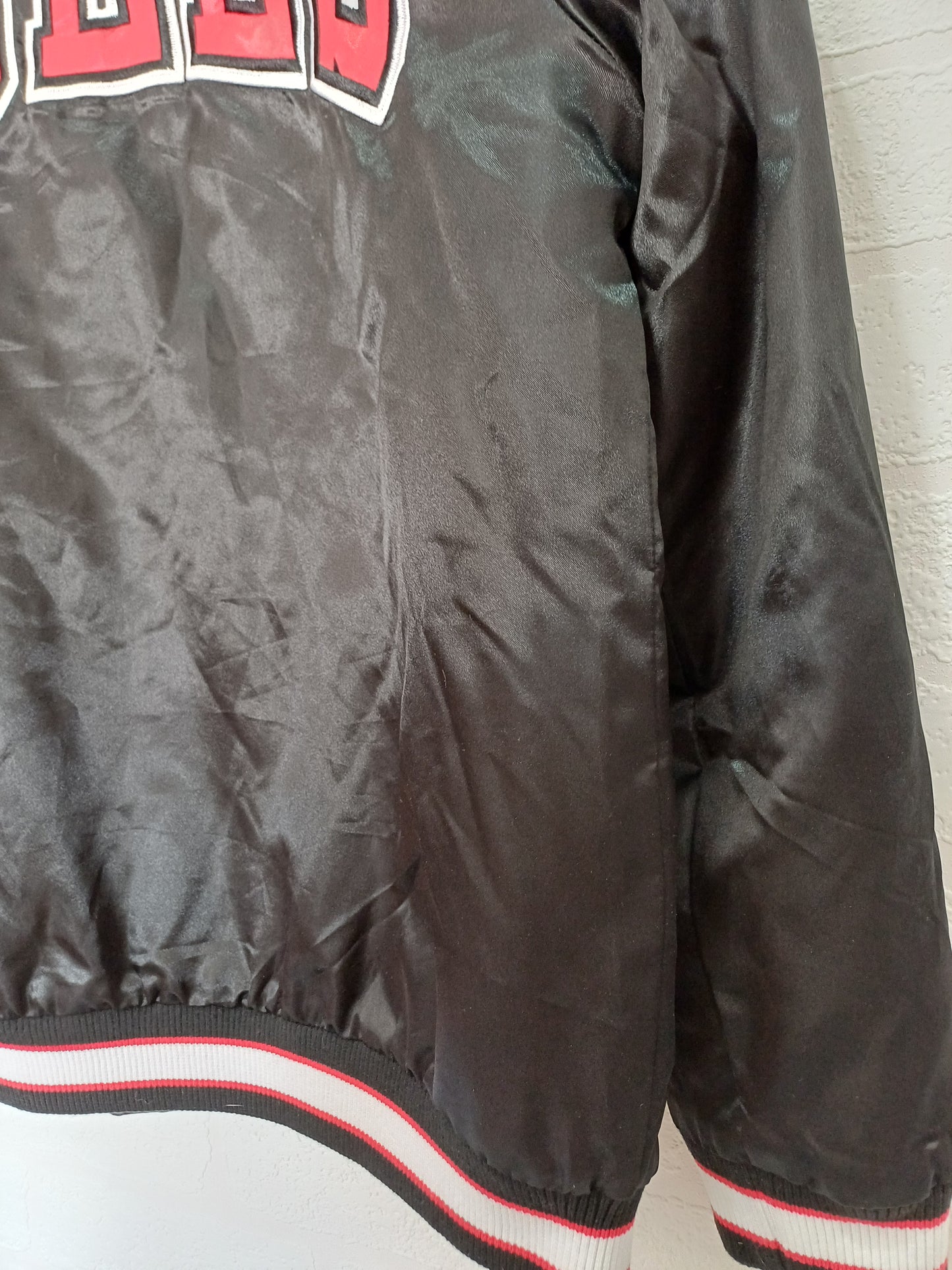 NBA Chicago Bulls Varsity Bomber Jacket – Size Small