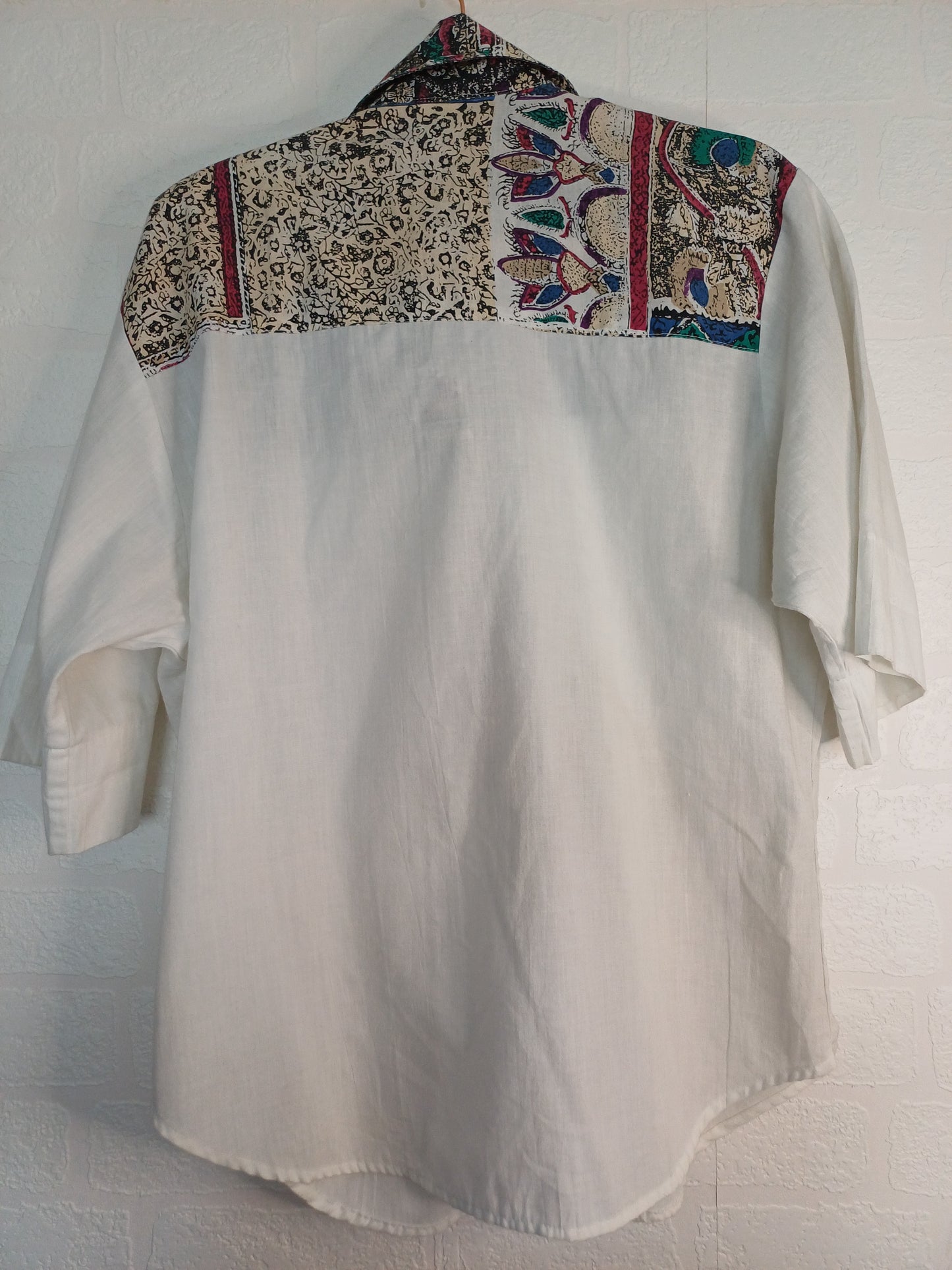 Tapestry Vintage White Patterned Blouse/Shirt – Approx UK 12-14 (21" PTP)