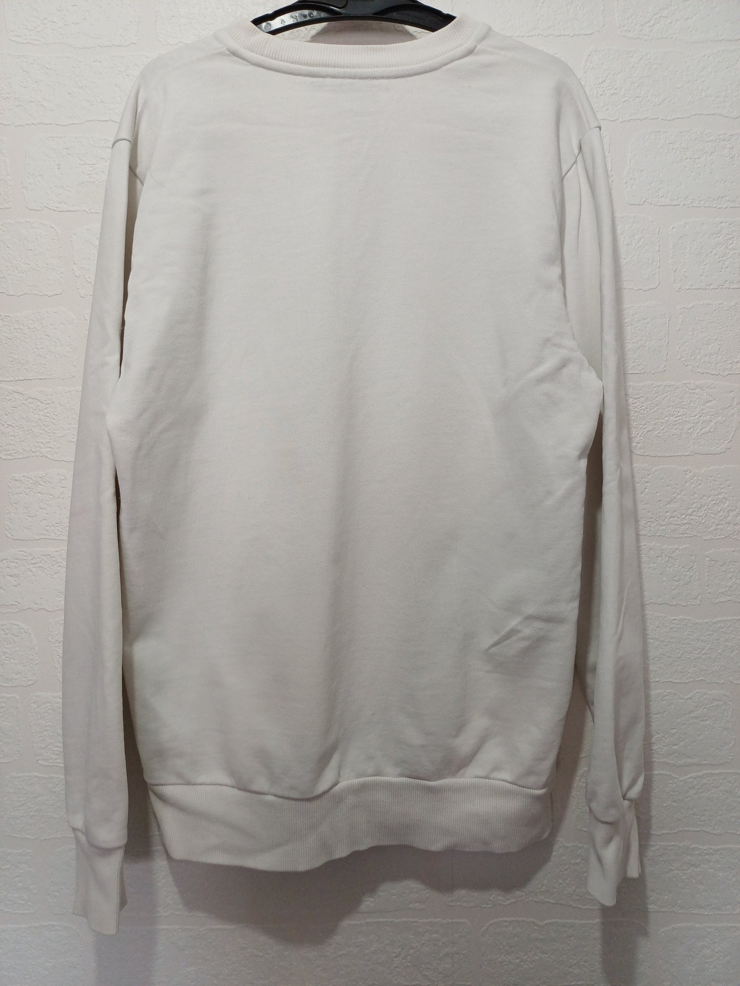 Carhartt White Sweater Small "__" PTP - Good Condition