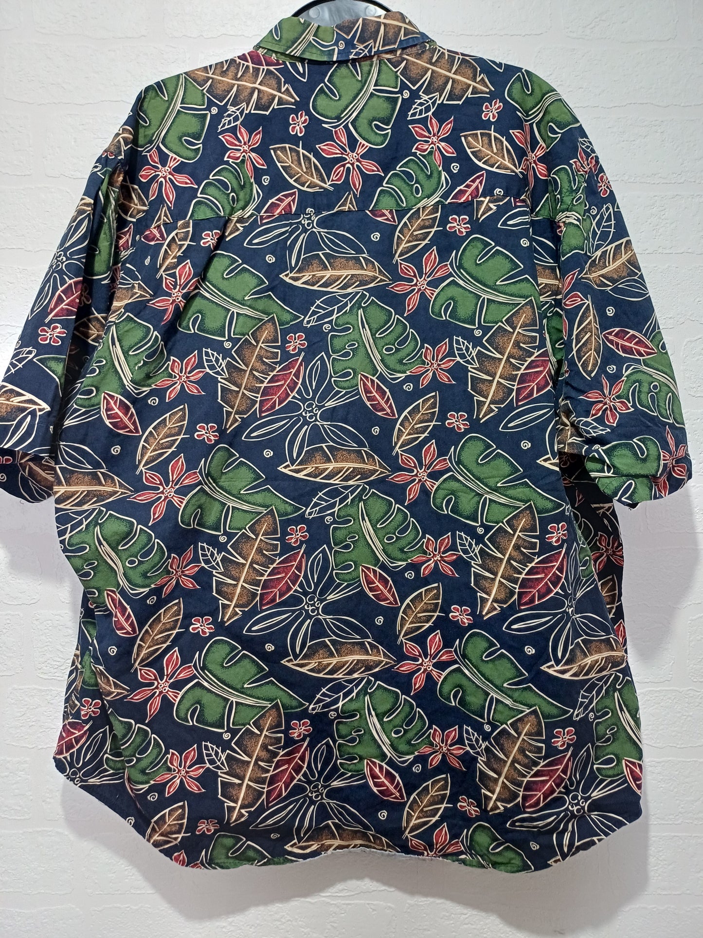 Natural Issue Hawaiian Shirt Navy Blue Floral XL 28" PTP - Very Good Condition
