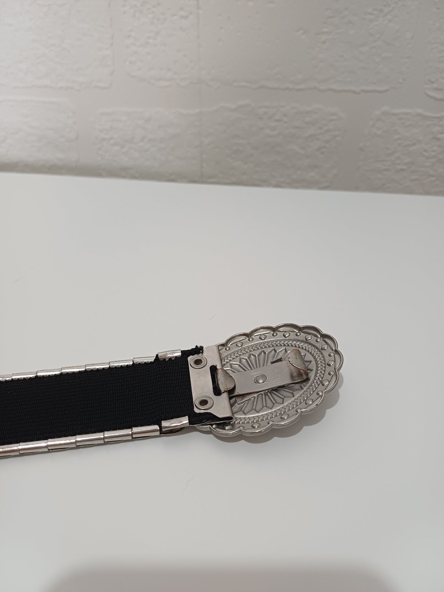 Women's Silver Tone Concho Stretch Belt Western Boho 31" - Good Condition