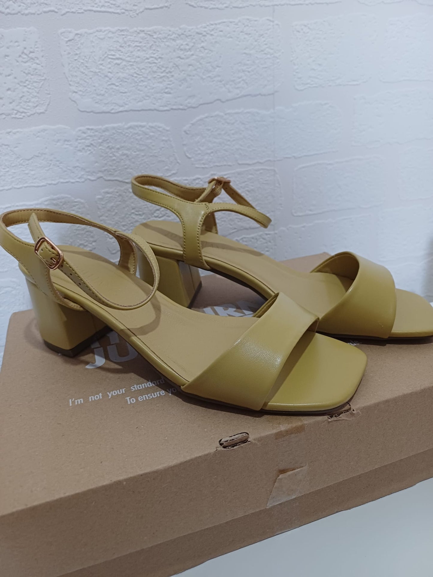 Women's Ankle Strap Sandals JD Williams Pistachio Colour Block Heel Open Square Toe Buckle Size 4 - New in Box