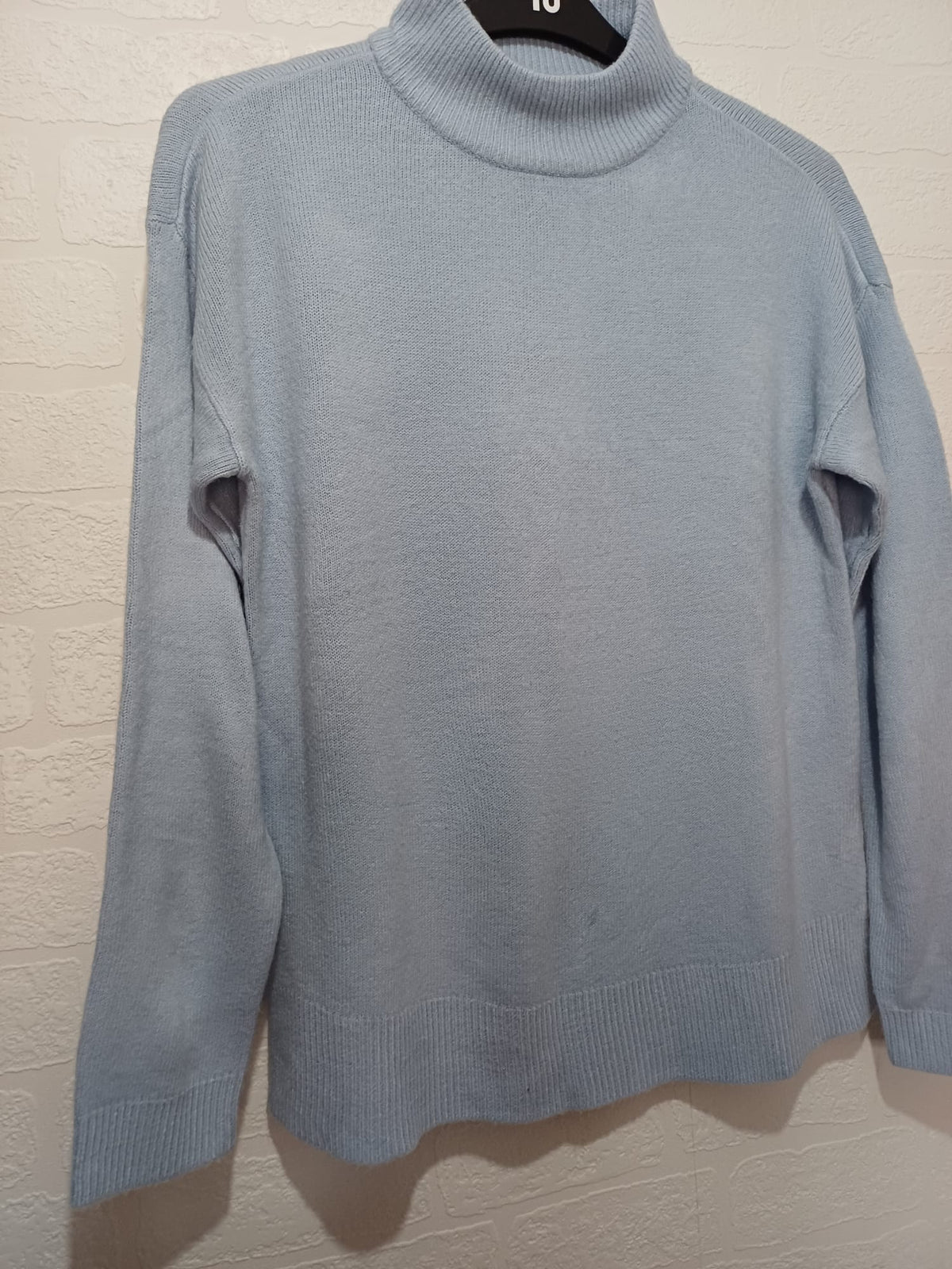 Women's Jumper b.young Pale Blue Roll Neck Ribbed Knit Size M Approx. 20" PTP - Very Good Condition