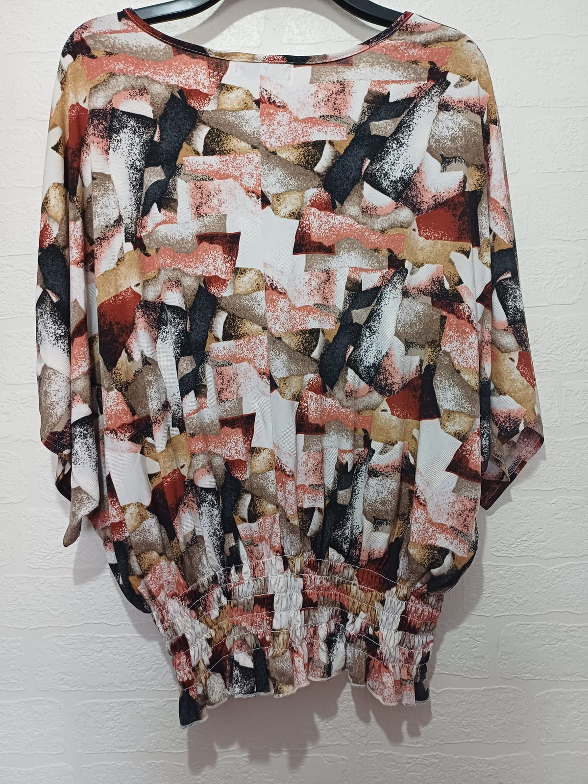 Women's Top Gerard Pink Brown Black Cream Abstract Print Batwing Size 22/L - Very Good Condition