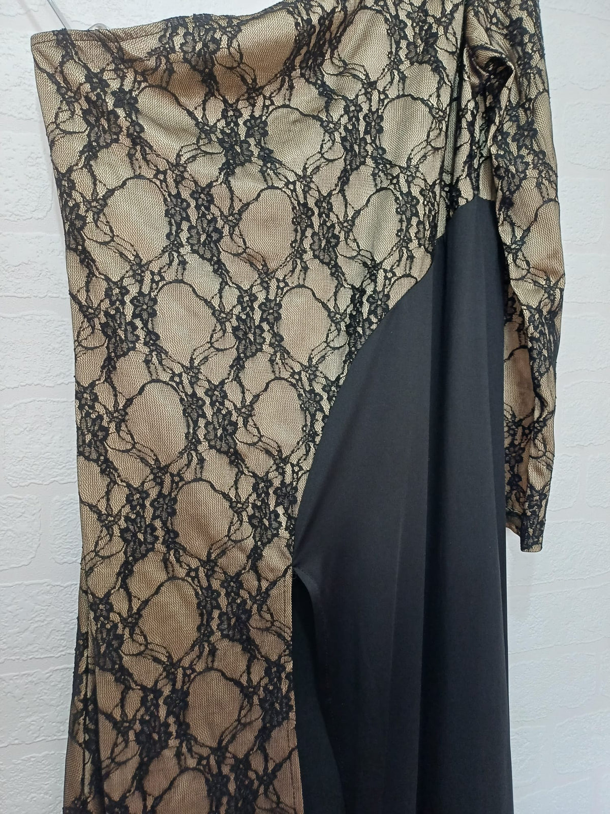 Women's Plus Size Maxi Dress BBX Lephsnt Black Nude Floral Lace One-Shoulder 3XL Very Good