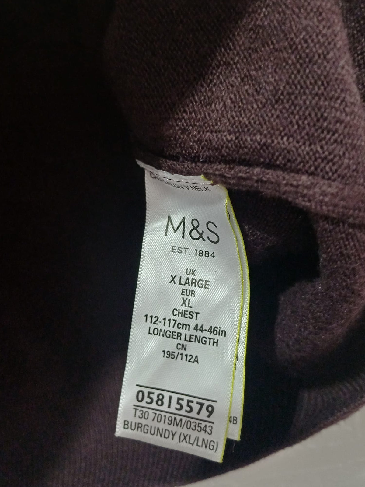 Unisex Jumper M&S Collection Burgundy Cashmilon V-Neck Longer Length Size XL Great Condition