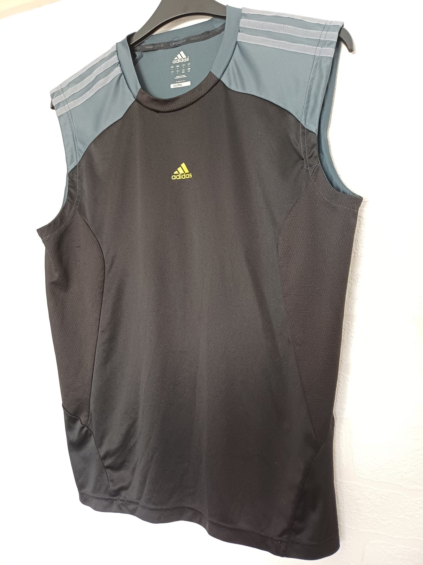 Men's Vest Adidas Climalite Black Blue Grey Stripe Sleeveless Running Training Size L Approx. 21" PTP - Good Condition
