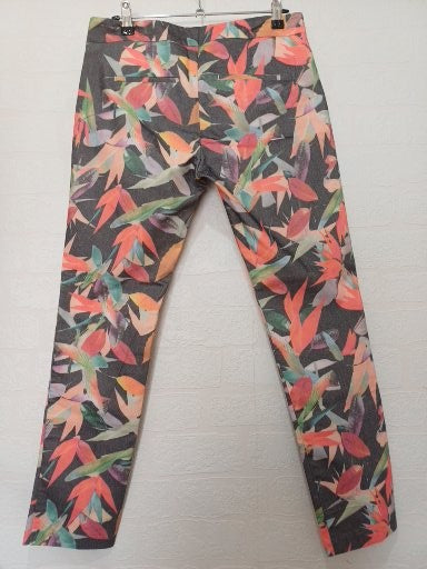 Women's Trousers Pakta Black Multi Floral Tropical Print Straight Leg Size S Approx. 31" W 26" L - Good Condition