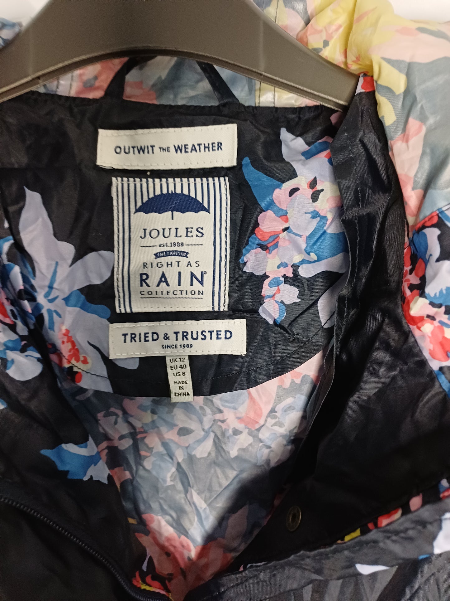 Joules Women's Pack a Mac Size 12 - Like New