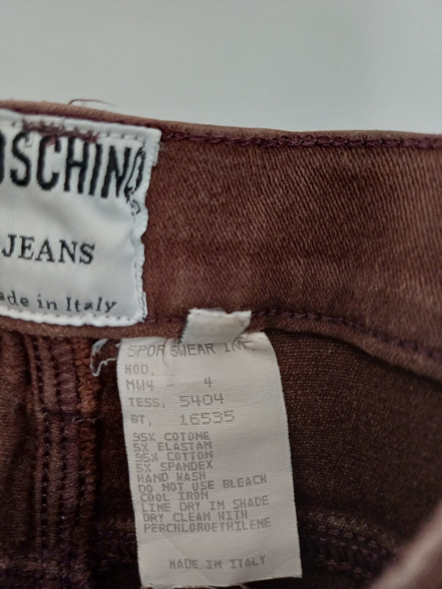 Moschino Women's Brown Jeans - W22 (Stretches to 28) L25 - Tag 28 - Good Condition