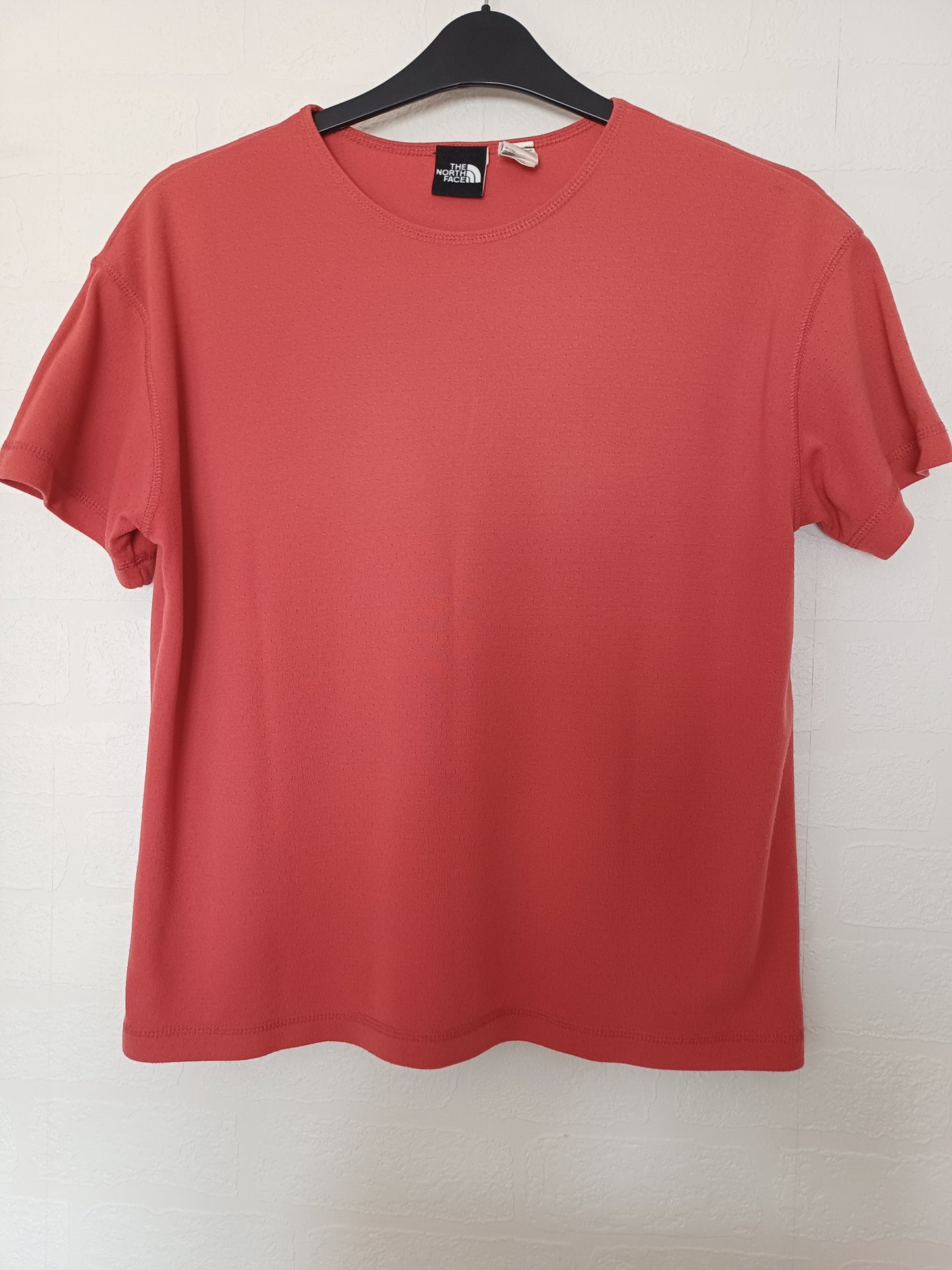 North Face Women's T-Shirt - Size M - Very Good Condition
