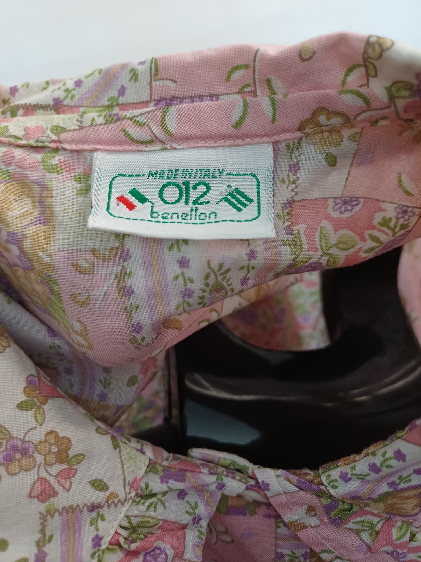 012 Benetton Pink Floral Blouse – Vintage (Fits S/M, 100% Cotton)