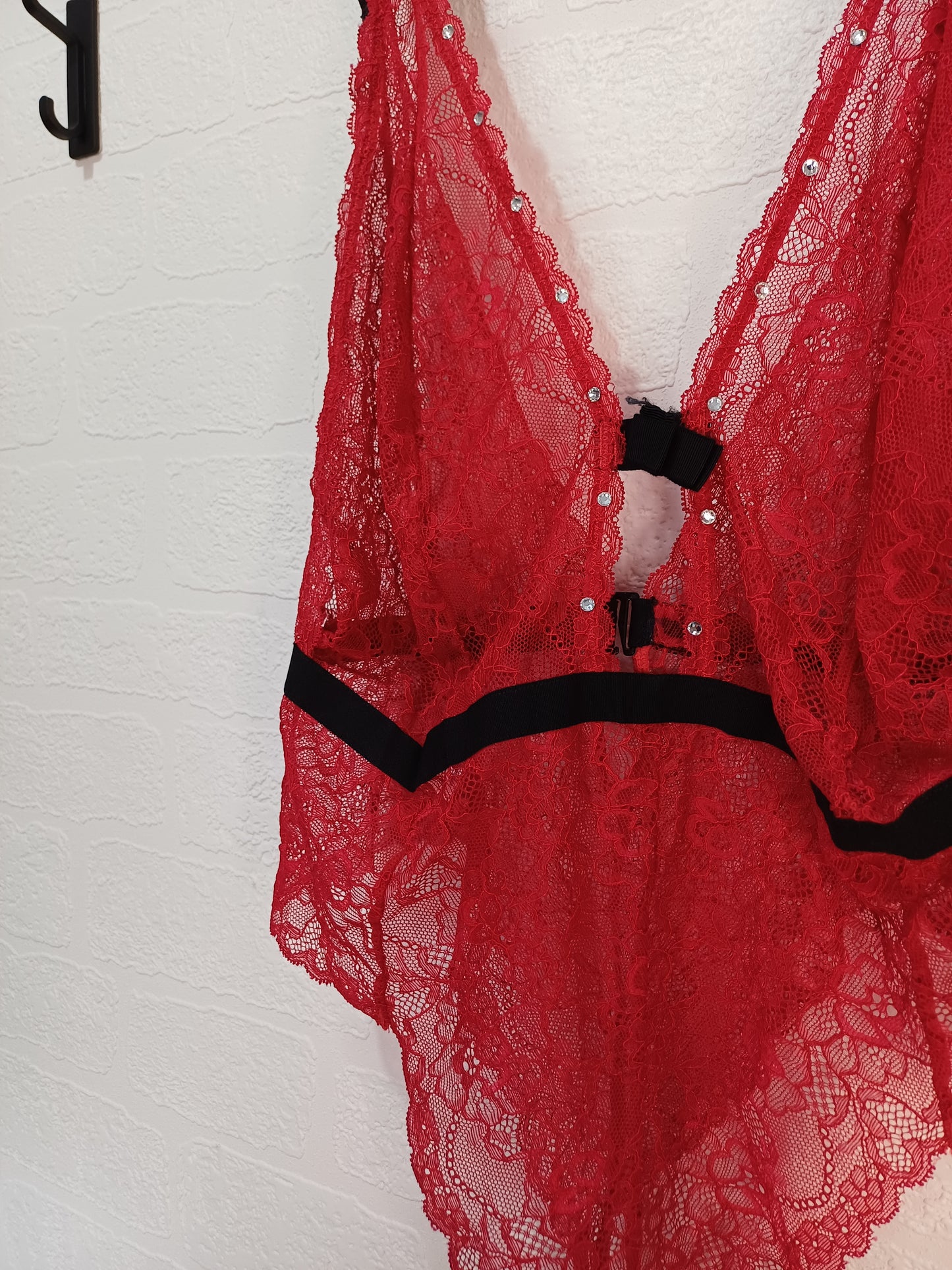 La Vie en Rose Red Lace Sheer Bodysuit M/L - Never Worn