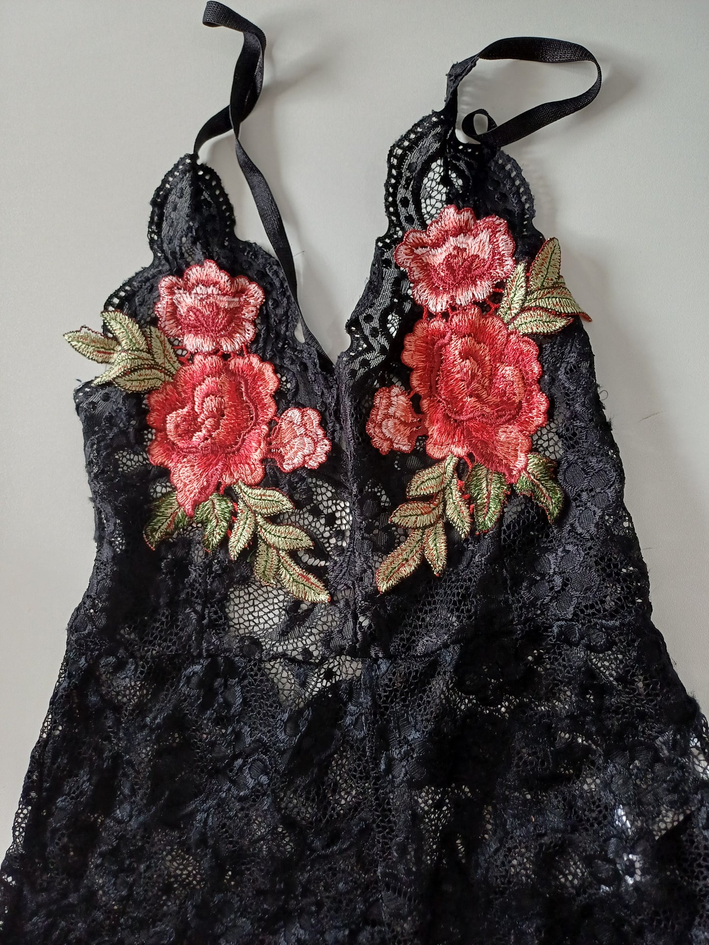 SHEIN Black Lace Red Floral Embroidered Sheer Bodysuit Small - Never Worn