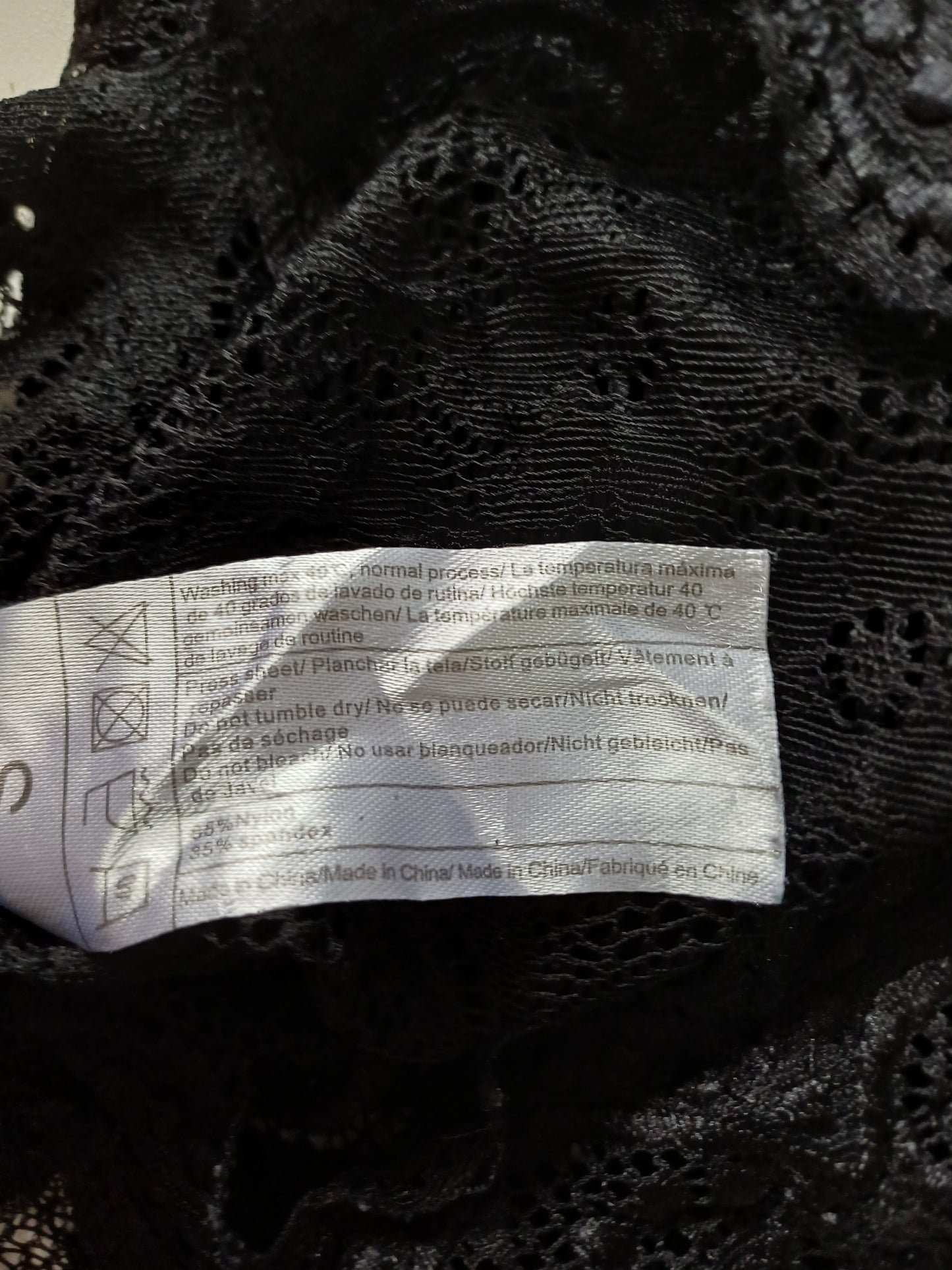 SHEIN Black Lace Red Floral Embroidered Sheer Bodysuit Small - Never Worn