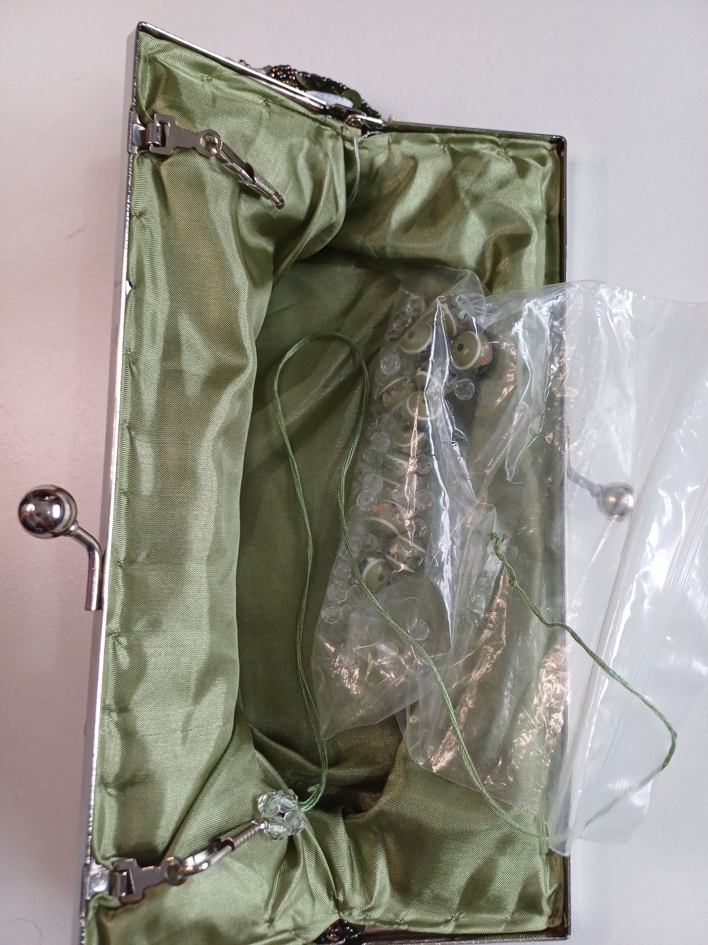 Unbranded Multicolour Sequin Embellished Clutch Bag Metal Frame Clasp - Very Good Condition