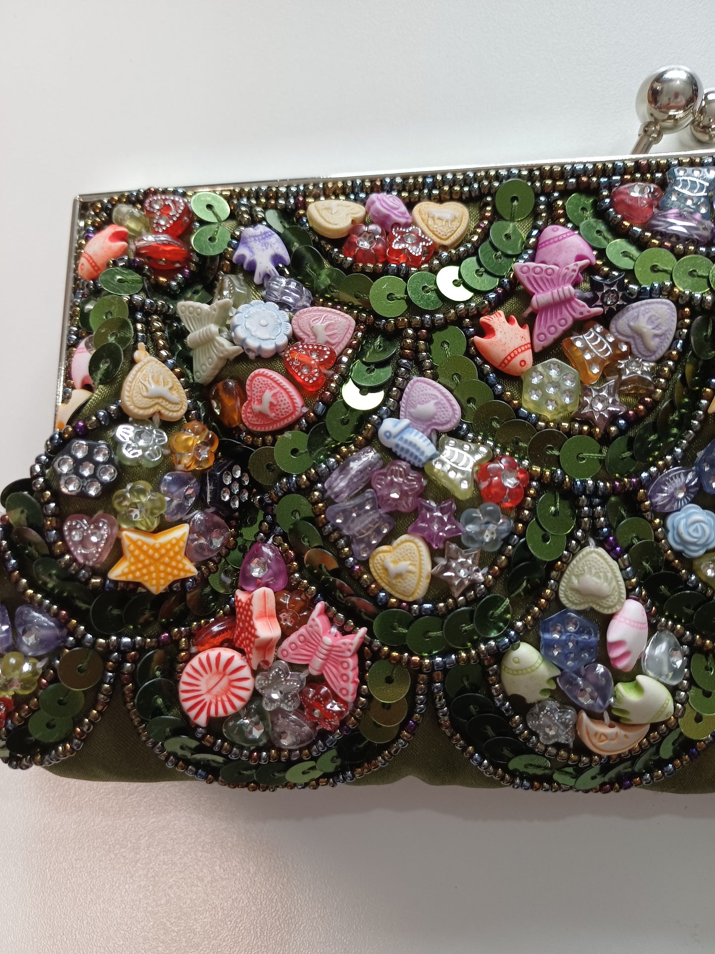 Unbranded Multicolour Sequin Embellished Clutch Bag Metal Frame Clasp - Very Good Condition