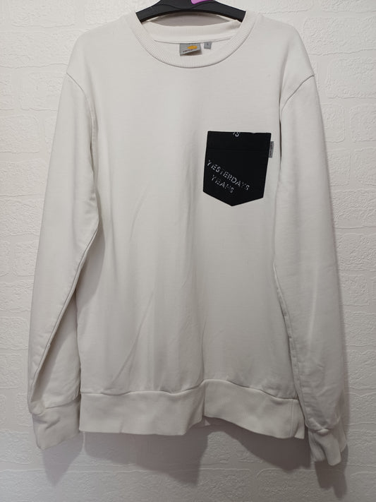 Carhartt White Sweater Small "__" PTP - Good Condition
