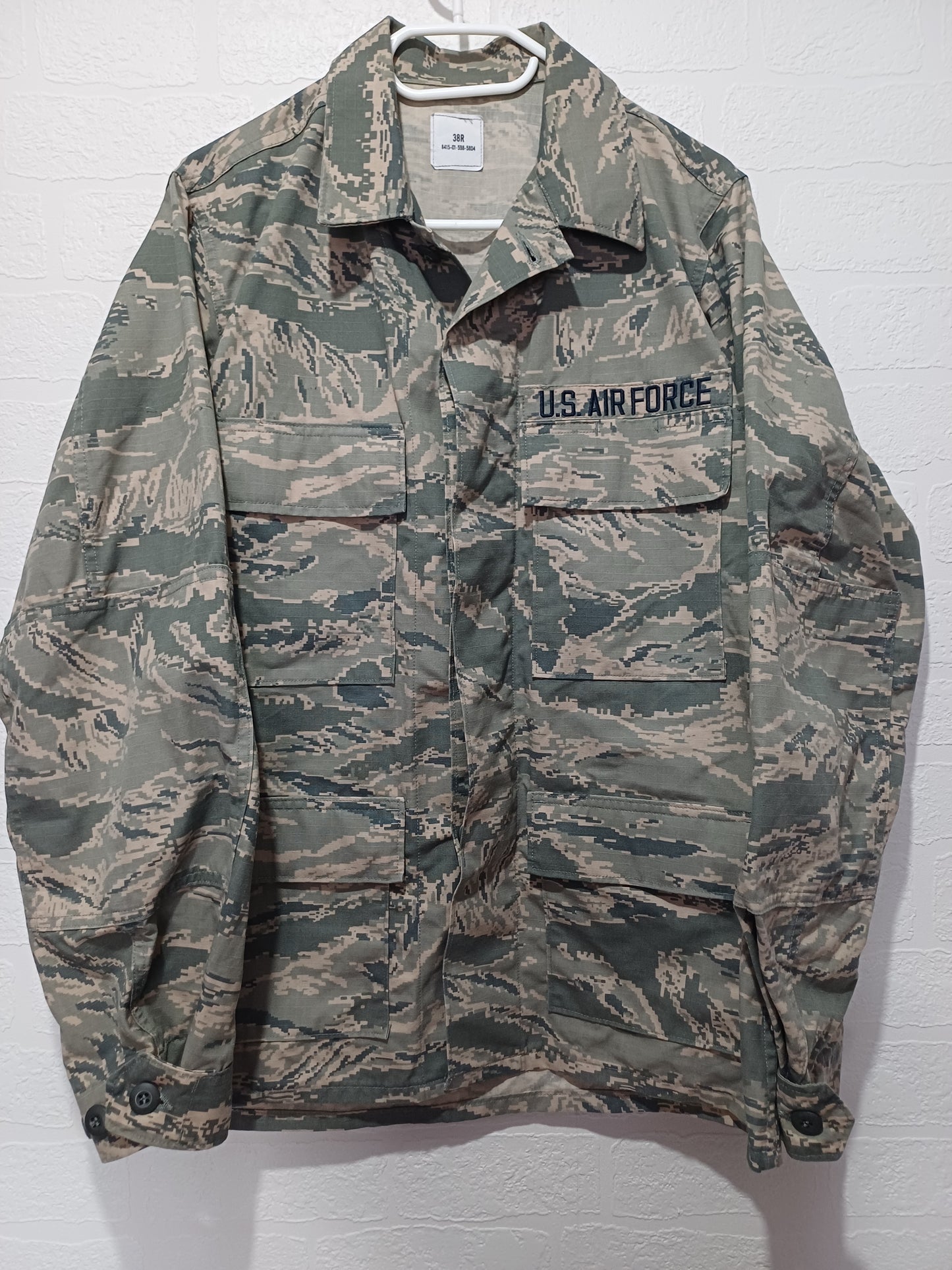 US Air Force ABU Digital Camo Military Combat Shirt 38R (Fits M) 22" PTP - Very Good Condition
