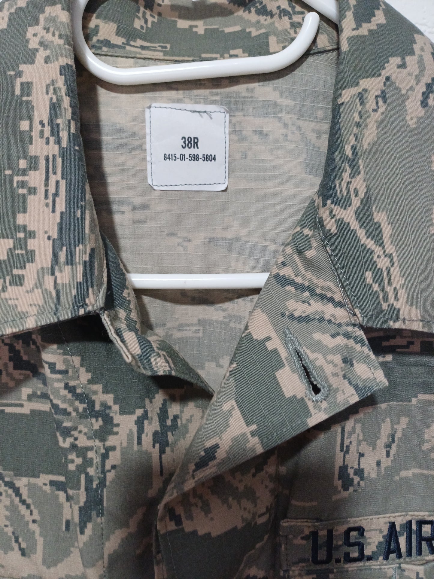 US Air Force ABU Digital Camo Military Combat Shirt 38R (Fits M) 22" PTP - Very Good Condition