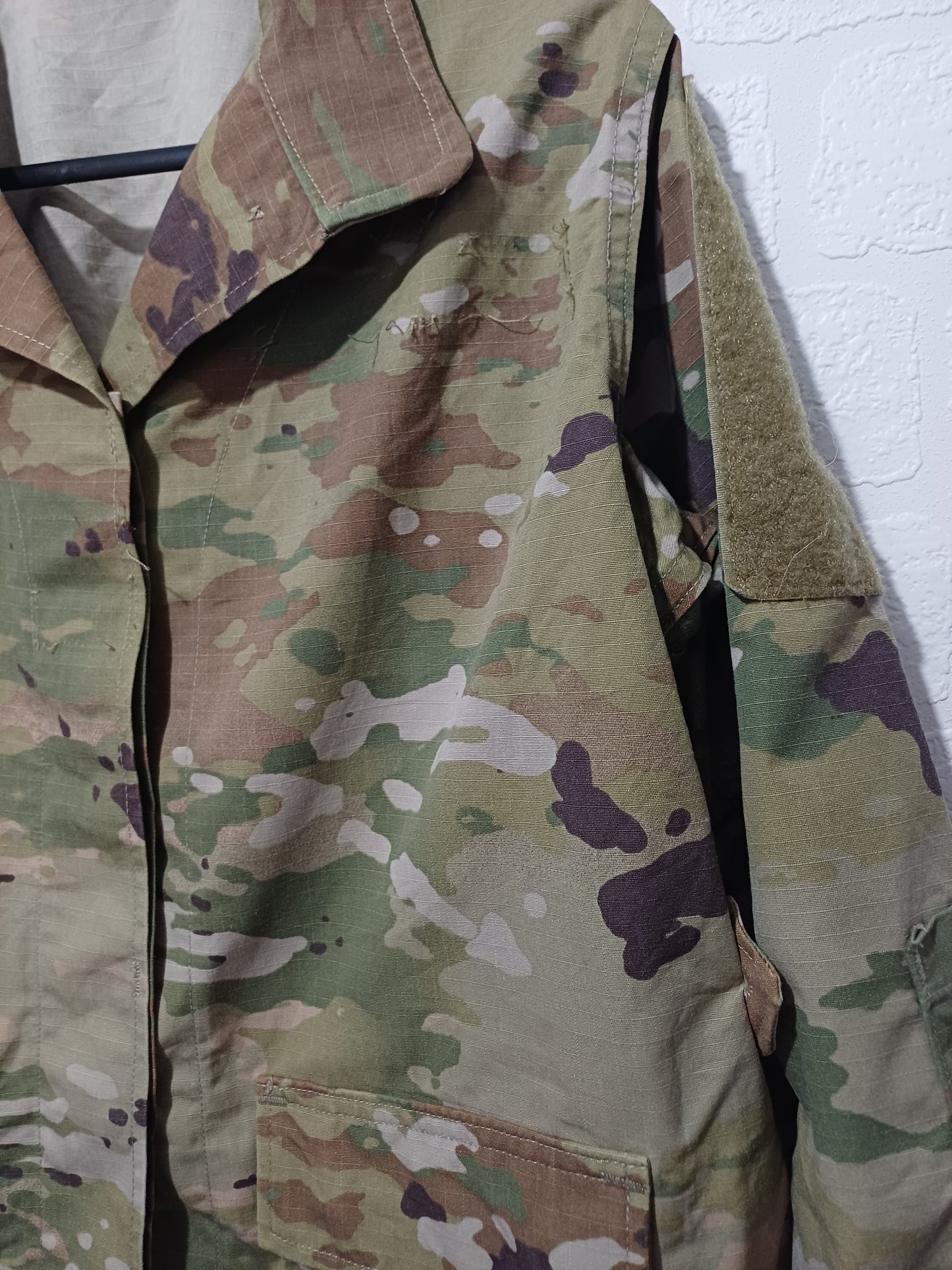 Military Multicam Combat Shirt XS (Fits S) 20" PTP - Good Condition