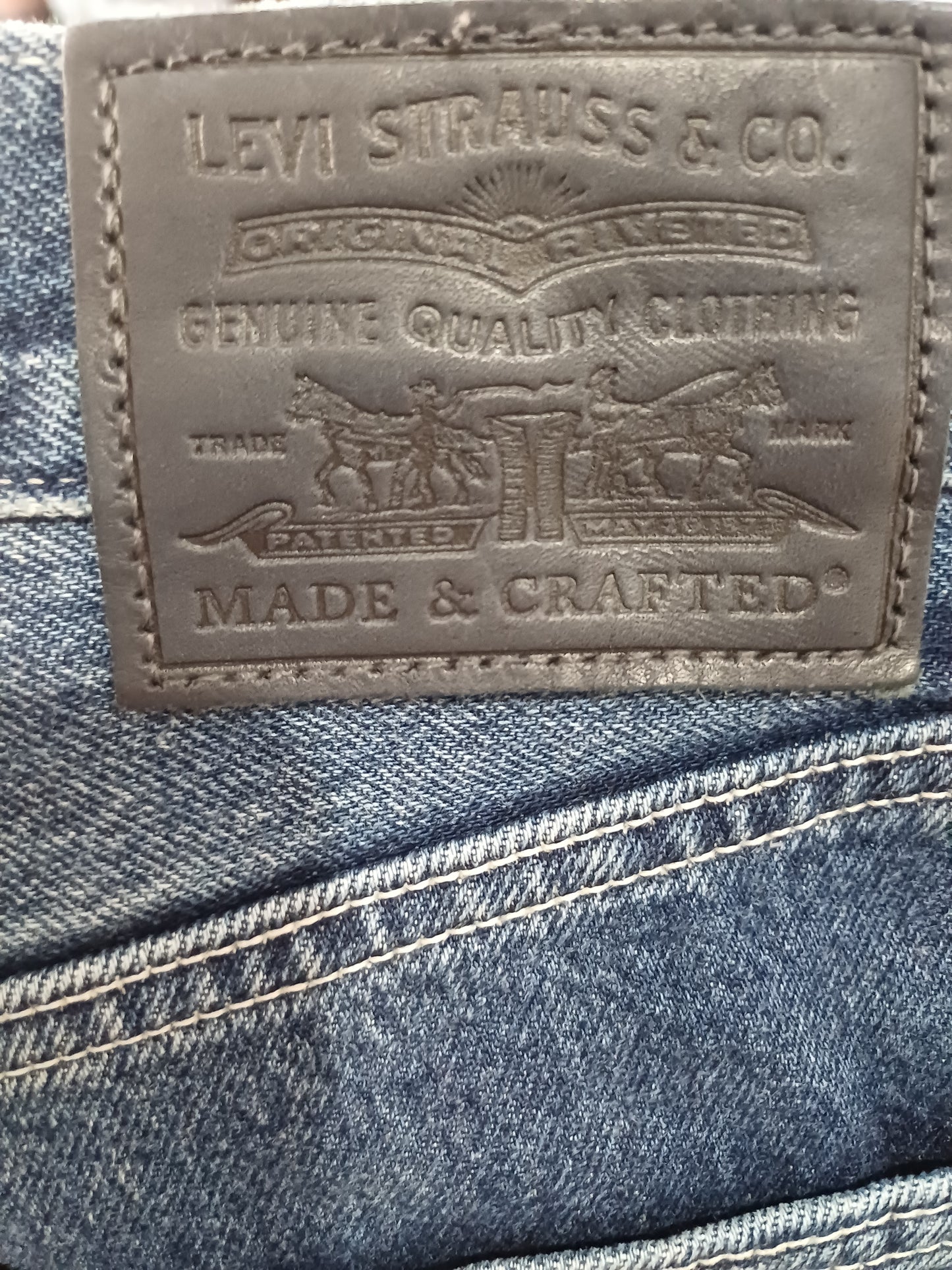 Levi's Made & Crafted Blue Wash Tapered Jeans W28 L26 - Very Good Condition