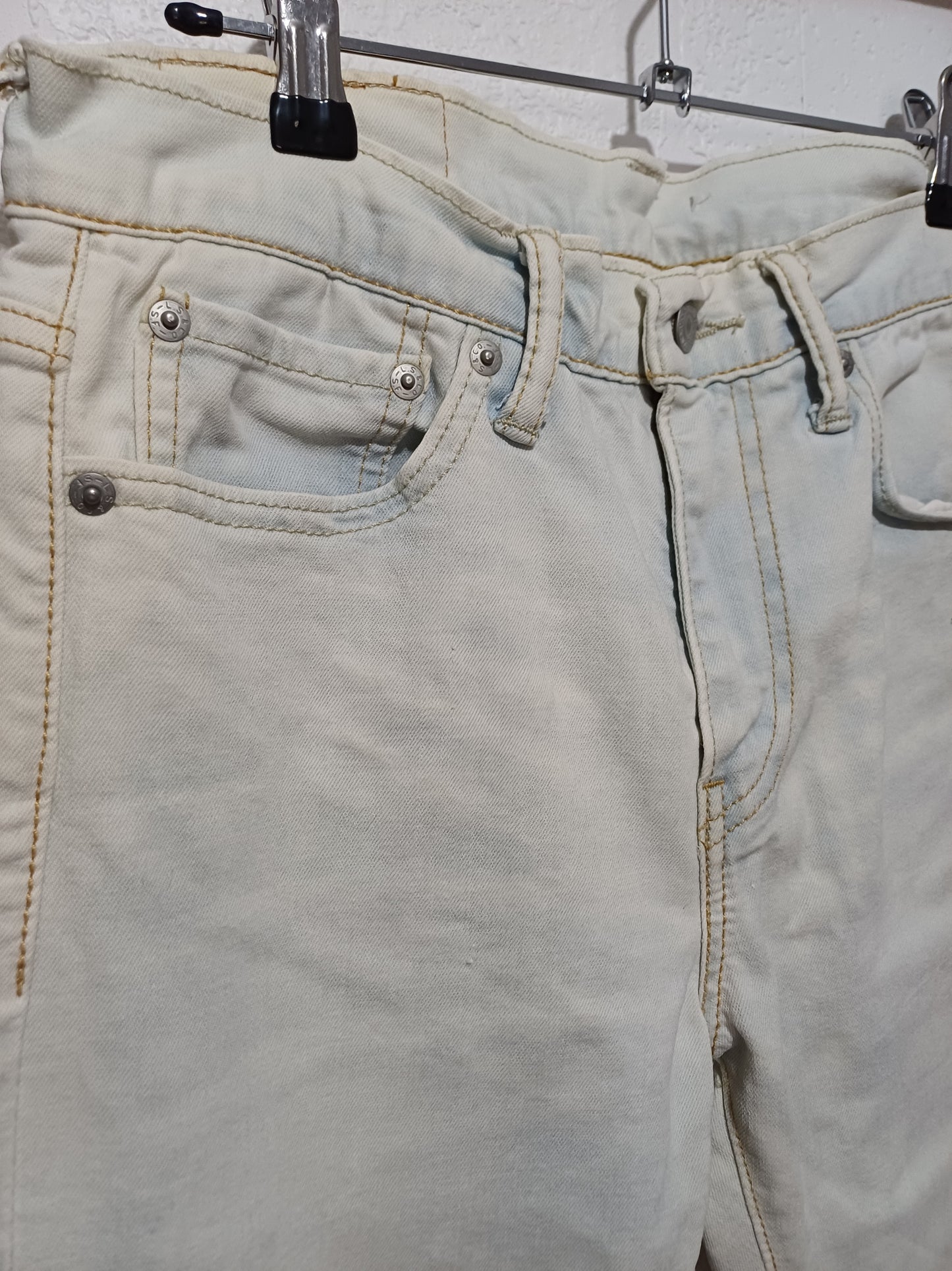 Levi's White/Cream 510 Skinny Jeans W30 L29 - Good Condition