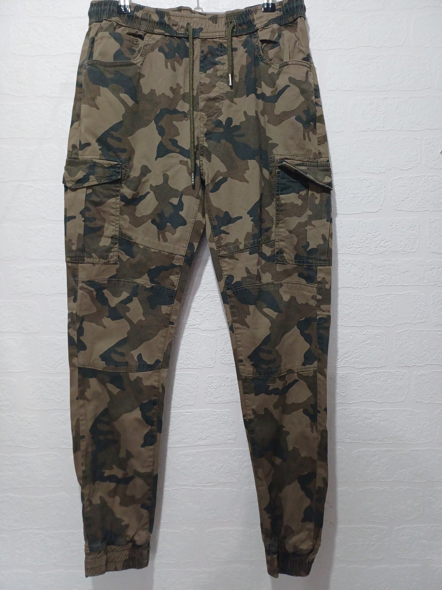 FSBN Green Brown Camo Cargo Joggers Small W30 L28 - Very Good Condition