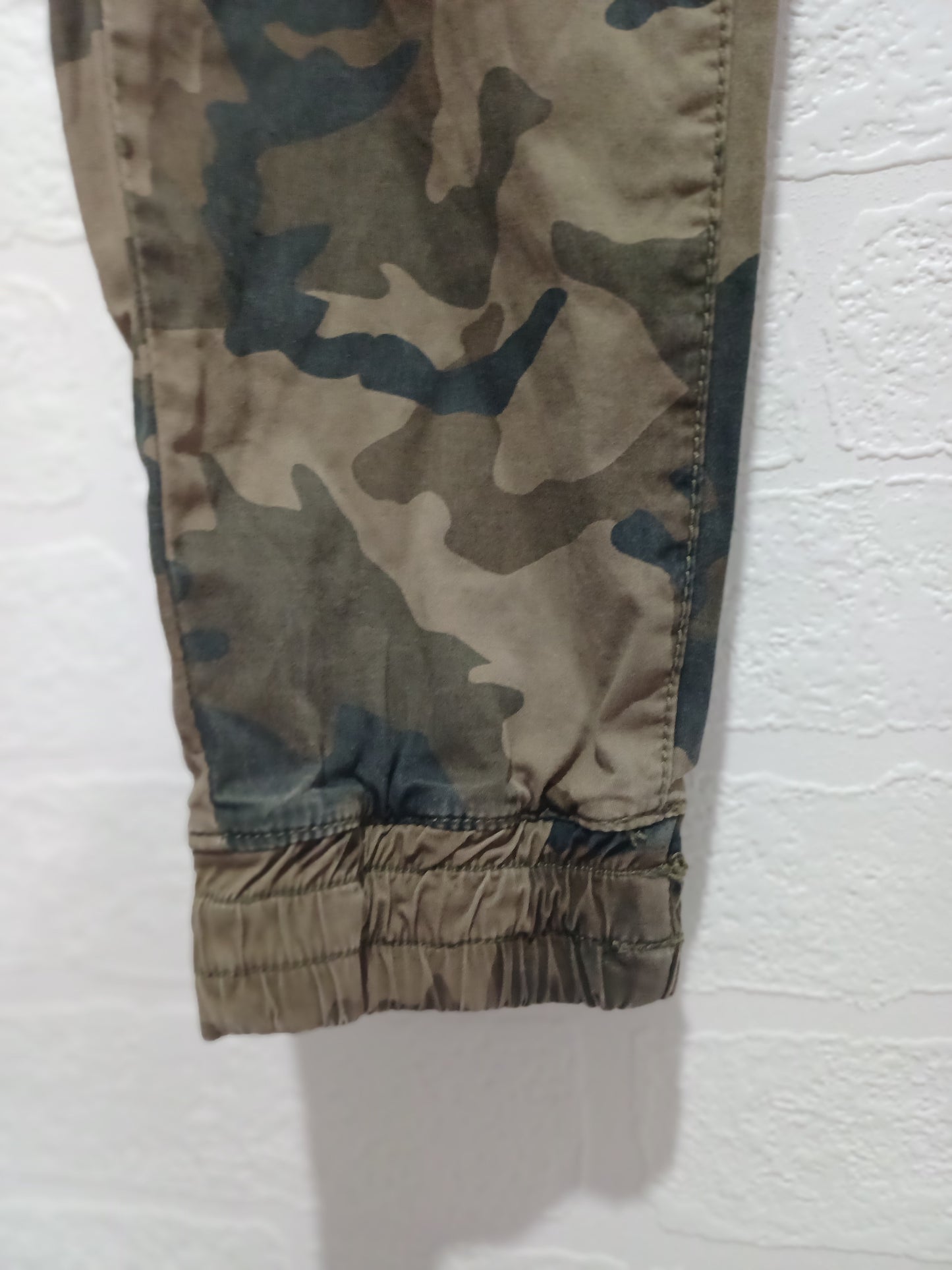 FSBN Green Brown Camo Cargo Joggers Small W30 L28 - Very Good Condition