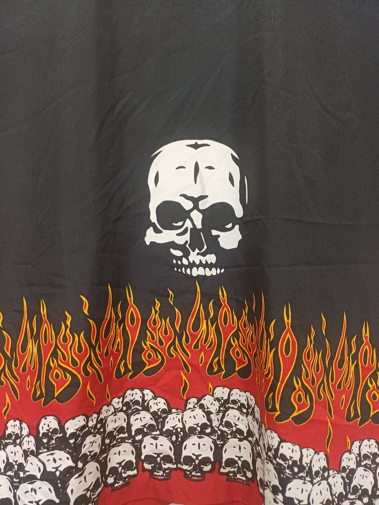 Savvy Black Skull Flame Graphic Shirt Medium 21.5" PTP - Very Good Condition