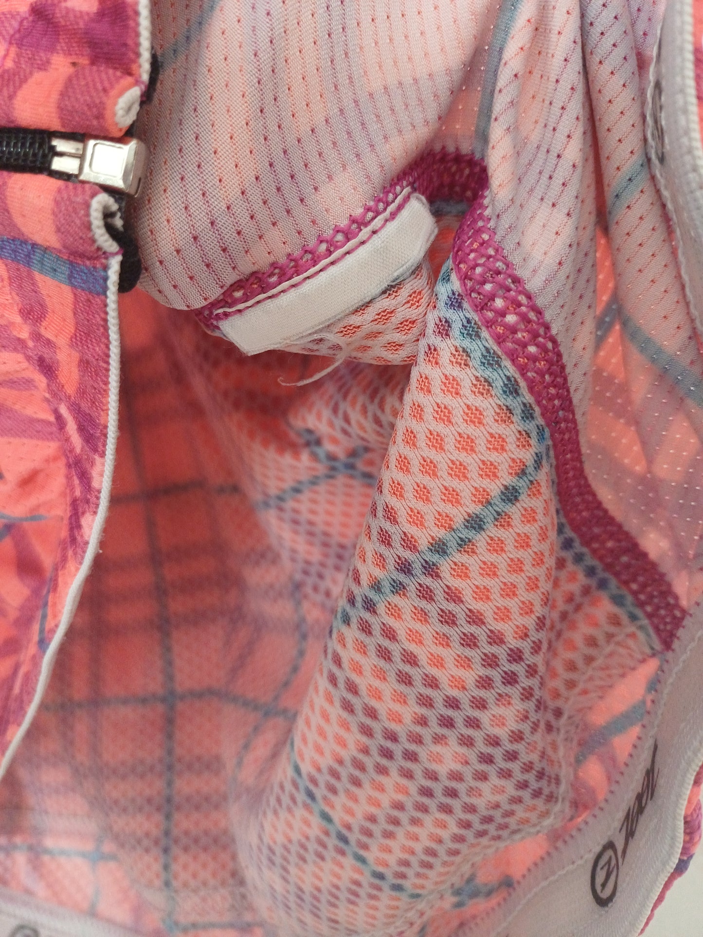 Zoot Ironman Pink Plaid Cycling Jersey Large 19" PTP - Good Condition
