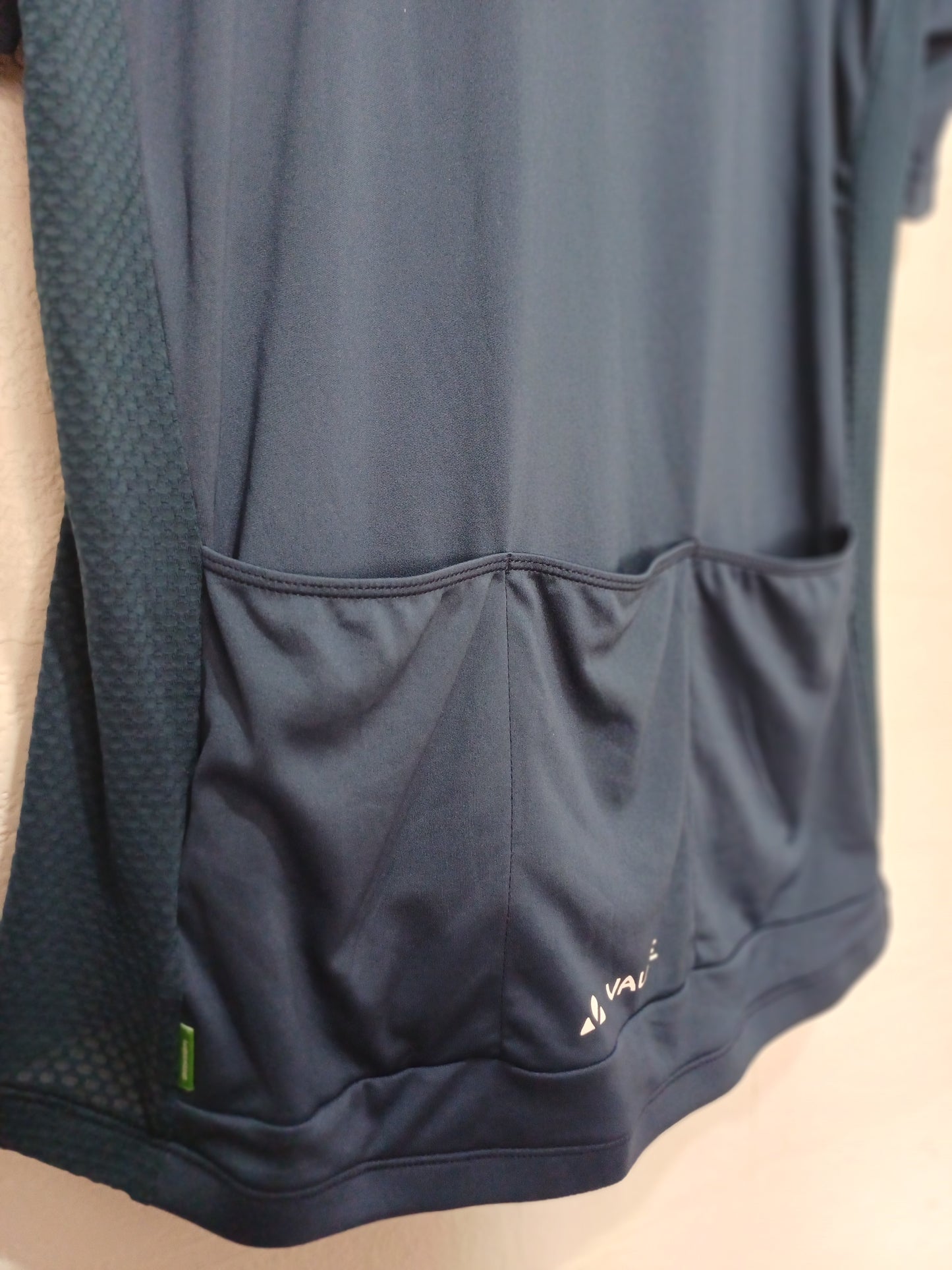 Vaude Navy Blue And Blue Cycling Jersey Medium 19" PTP - Good Condition