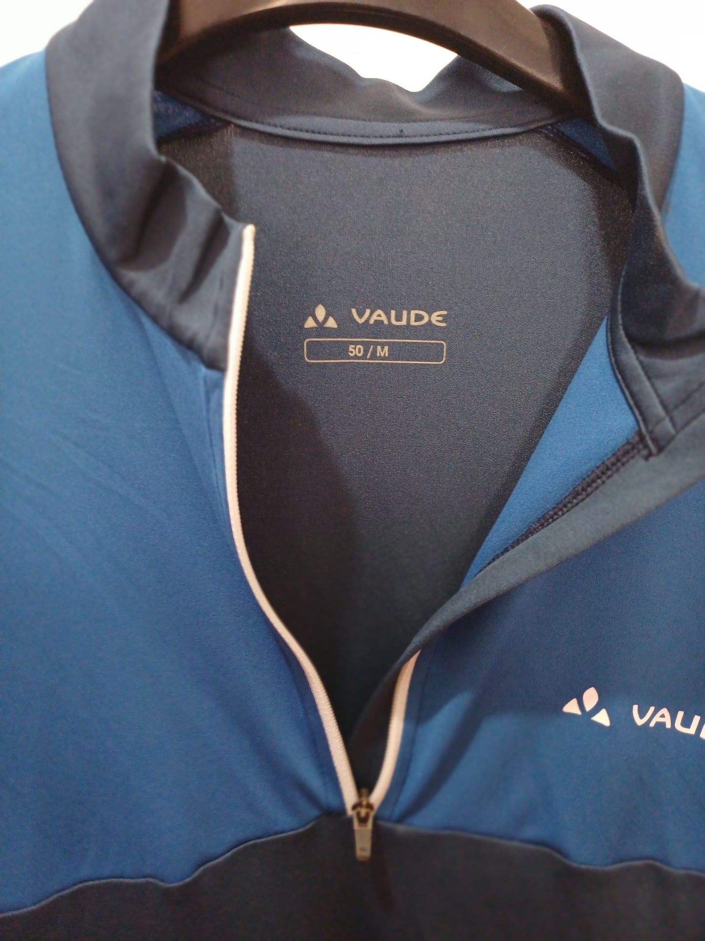 Vaude Navy Blue And Blue Cycling Jersey Medium 19" PTP - Good Condition