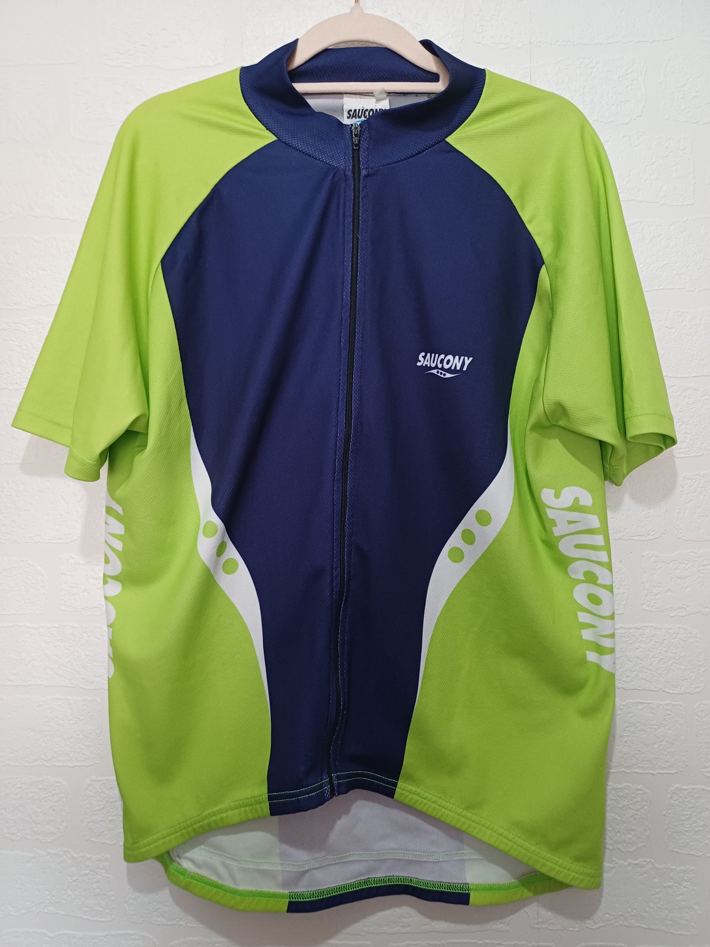 Saucony Green and Navy Blue Cycling Jersey Large 21" PTP - Good Condition