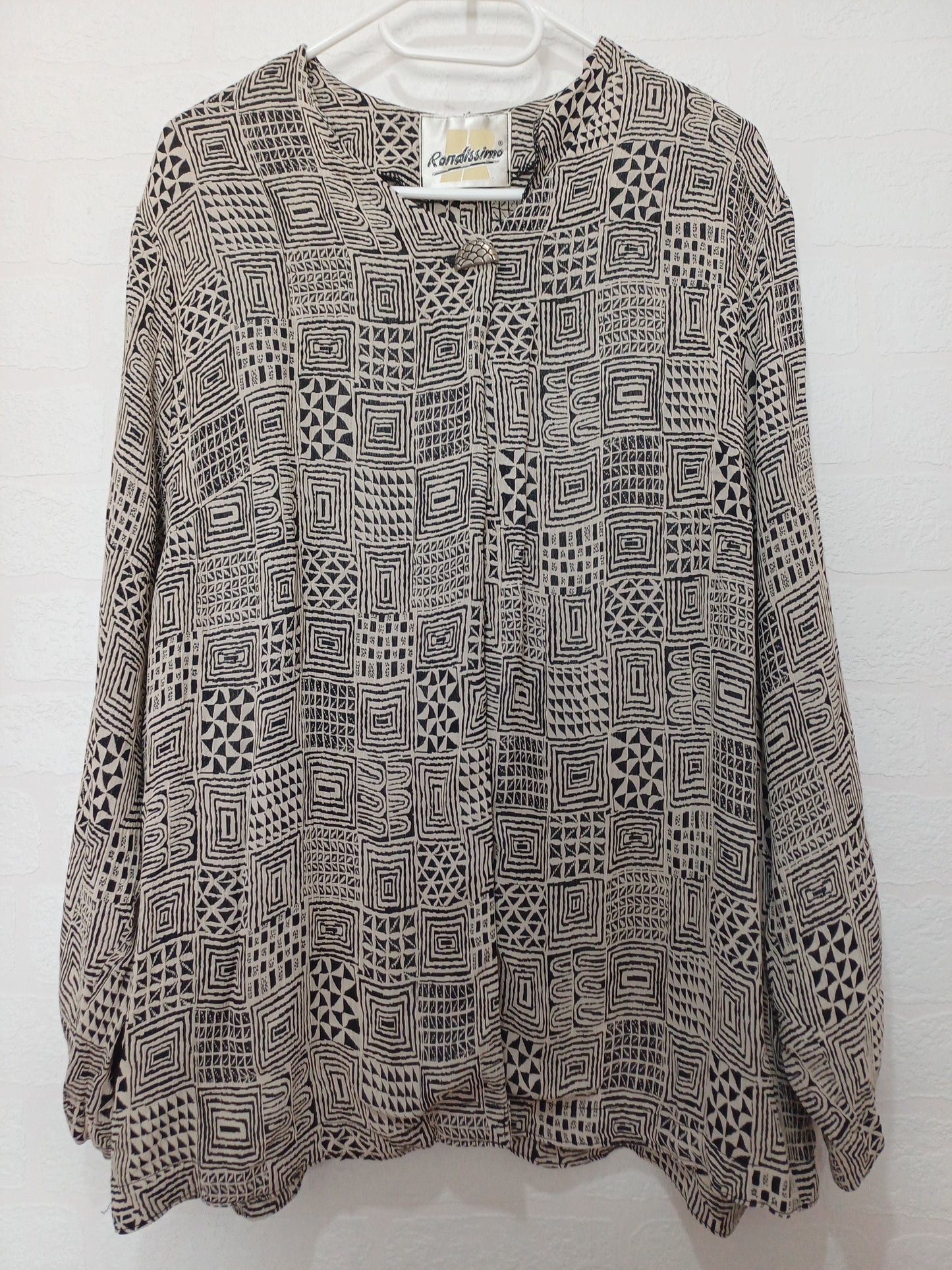 Rondissimo Black and Cream Geometric Pattern Oversized Blouse Jacket Top Size 16-18 22" PTP - Very Good Condition