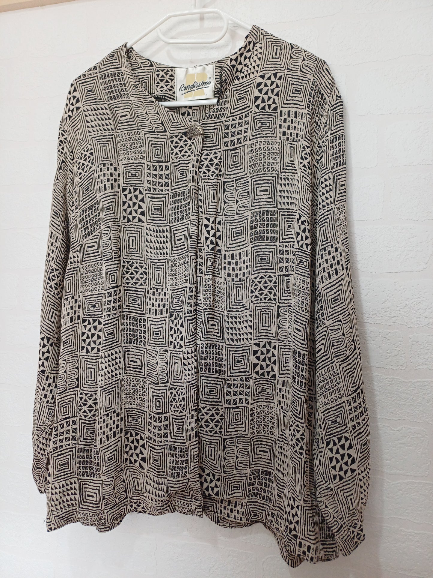 Rondissimo Black and Cream Geometric Pattern Oversized Blouse Jacket Top Size 16-18 22" PTP - Very Good Condition