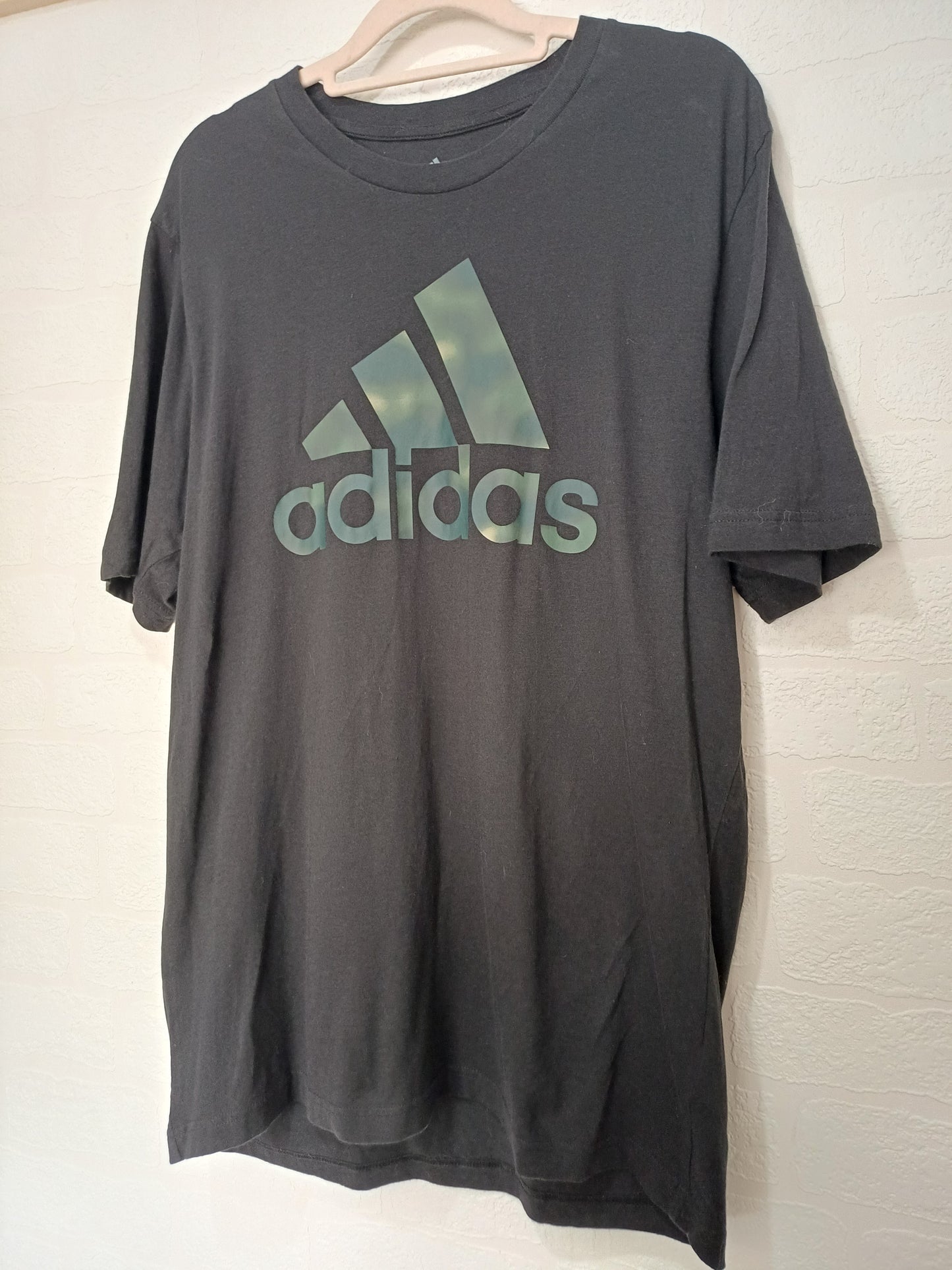 Adidas Black T-Shirt Medium 21" PTP - Good Condition