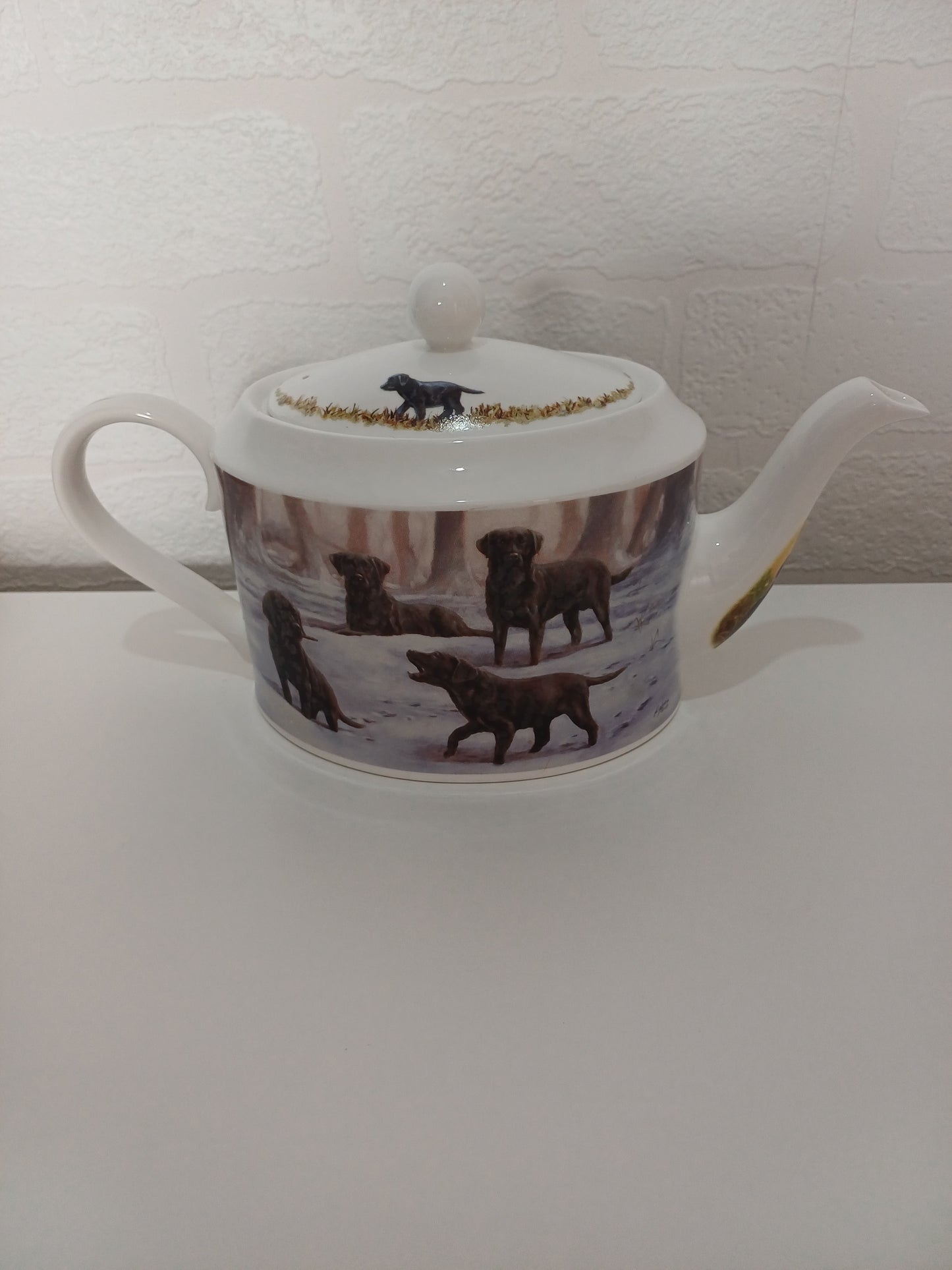 Danbury Mint Fine English Bone China Black Labrador Teapot with Lid by John Silver - Very Good Condition