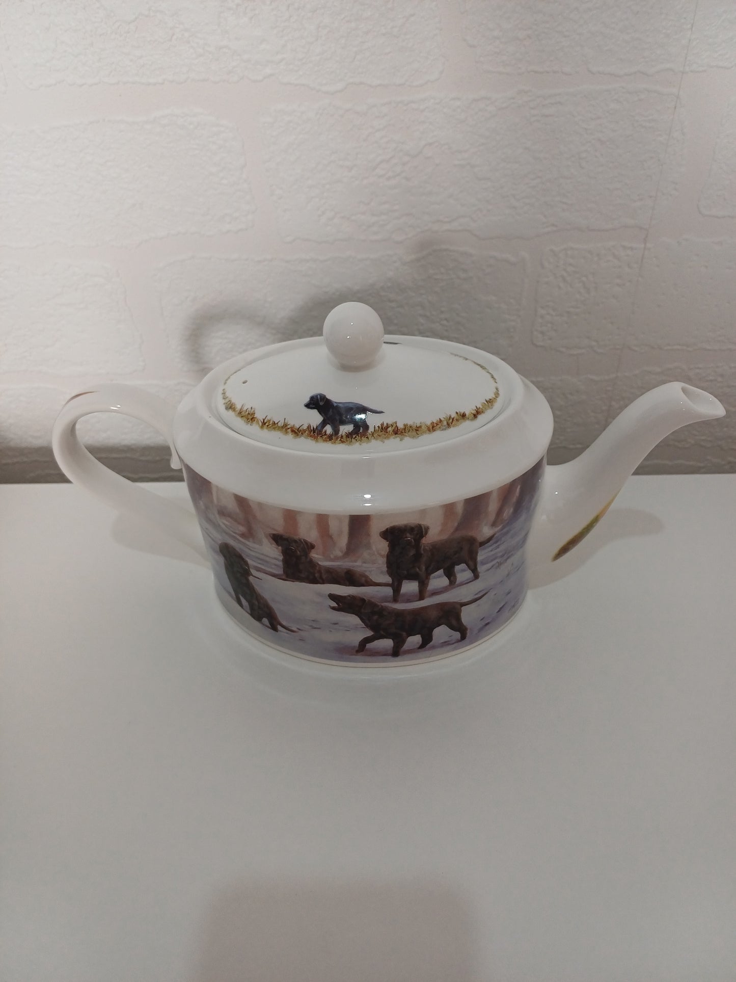 Danbury Mint Fine English Bone China Black Labrador Teapot with Lid by John Silver - Very Good Condition