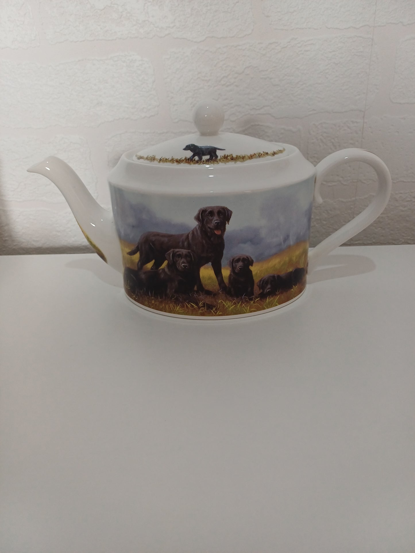 Danbury Mint Fine English Bone China Black Labrador Teapot with Lid by John Silver - Very Good Condition
