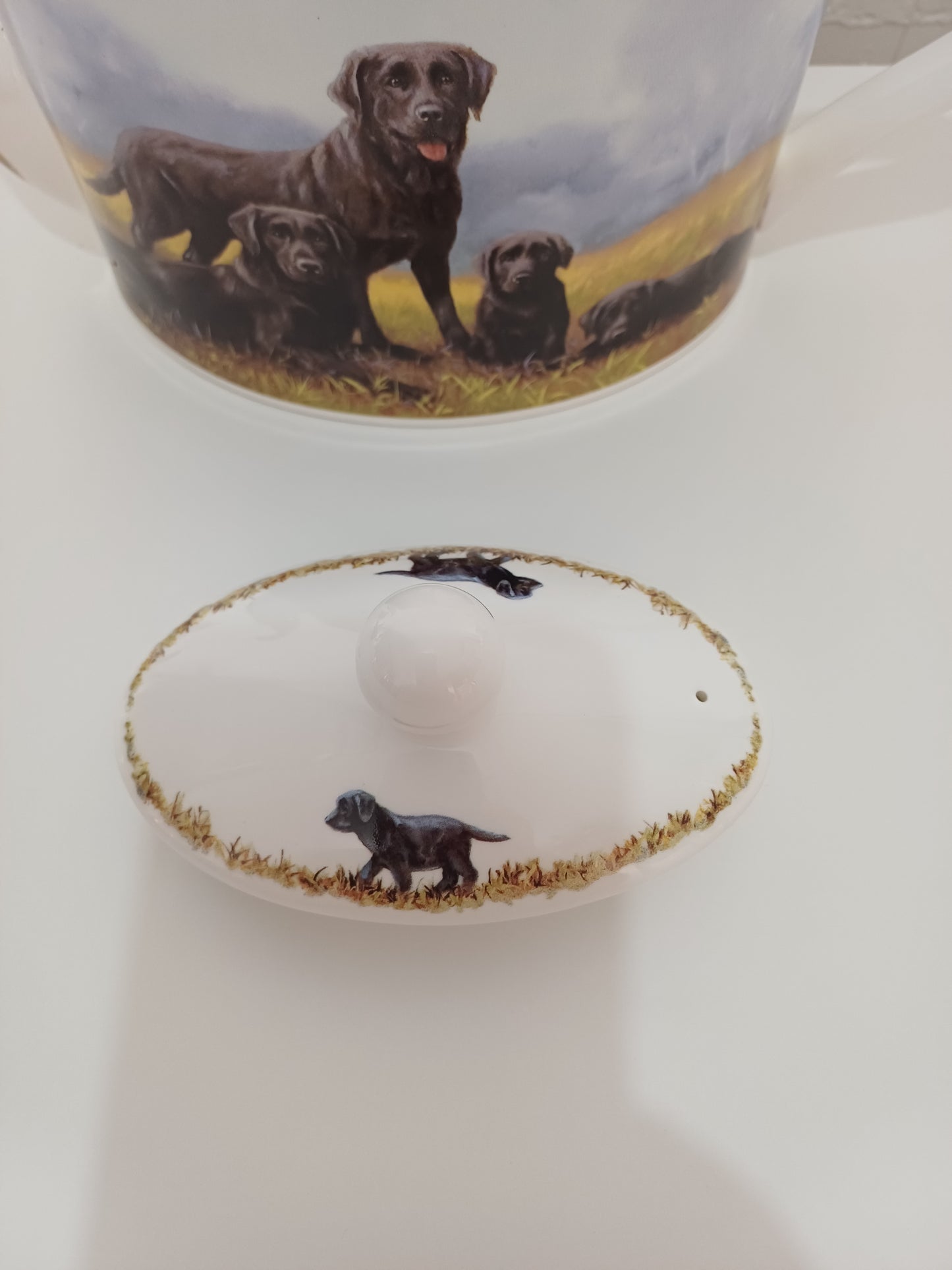Danbury Mint Fine English Bone China Black Labrador Teapot with Lid by John Silver - Very Good Condition