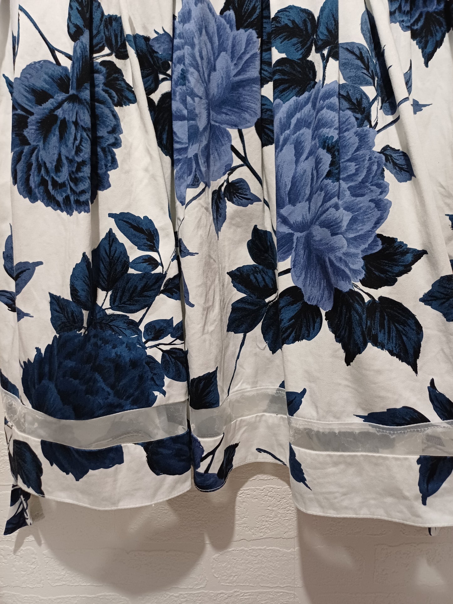 Dorothy Perkins Blue and White Floral Skater Midi Dress Size 16 - Very Good Condition