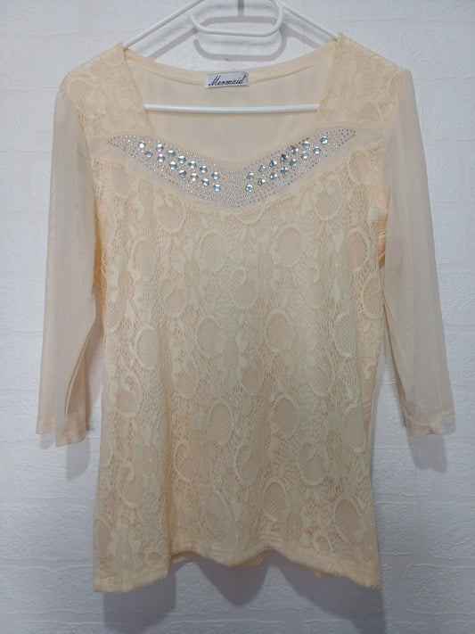 Trikoha Burgstadt Cream Lace Mesh Top Size 44 (UK 16) 18.5" PTP - Good Condition