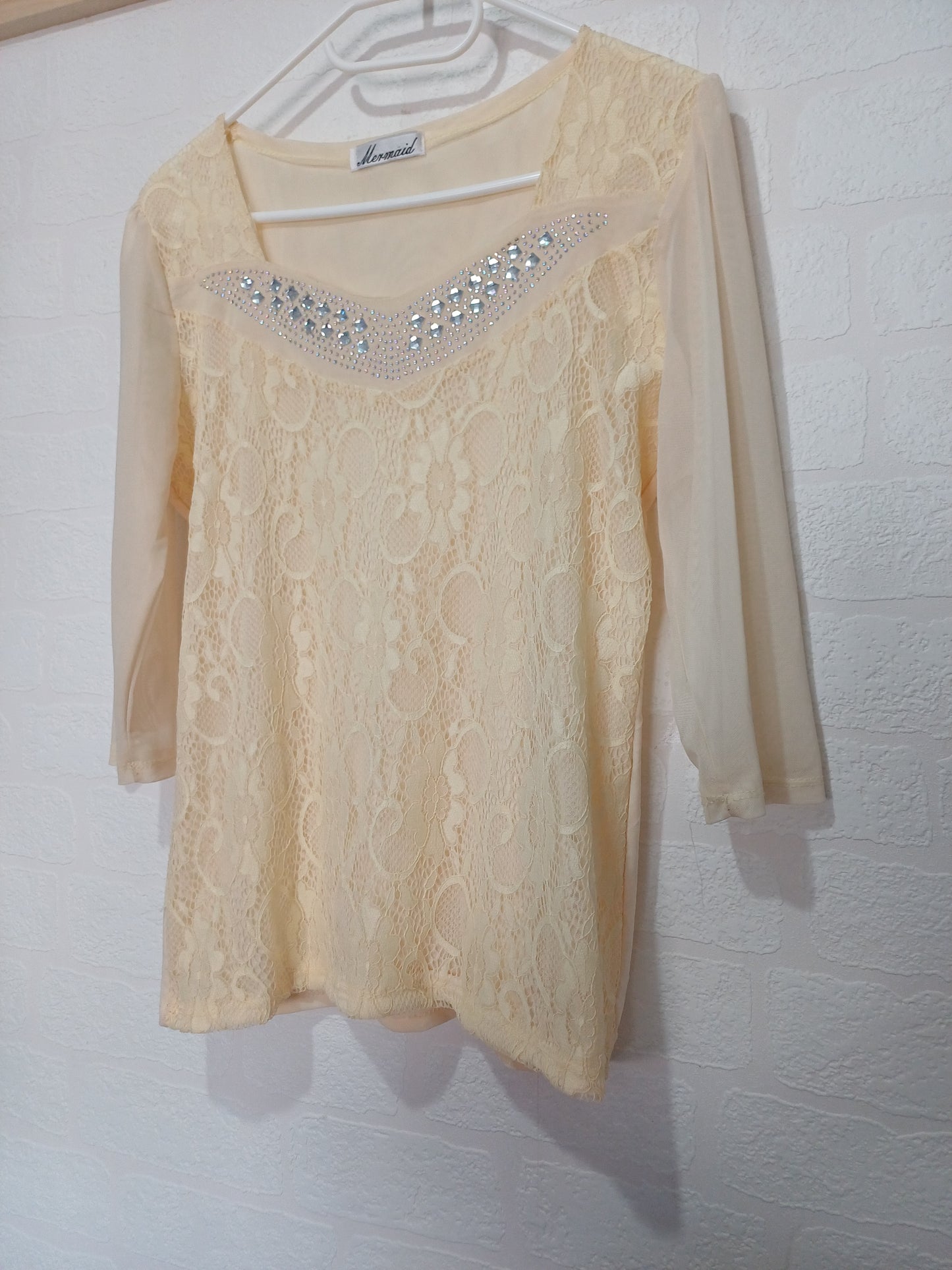 Trikoha Burgstadt Cream Lace Mesh Top Size 44 (UK 16) 18.5" PTP - Good Condition