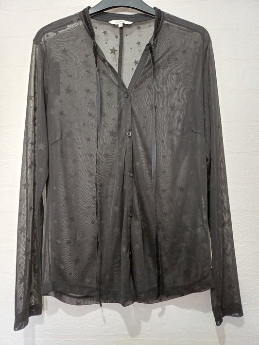 Sandwich Black Star Print Semi-Sheer Mesh Top Medium 20" PTP - Very Good Condition
