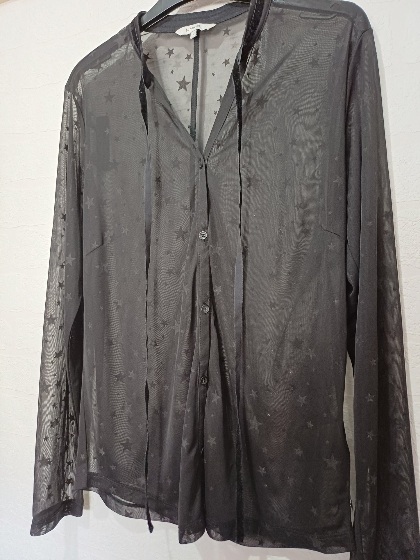 Sandwich Black Star Print Semi-Sheer Mesh Top Medium 20" PTP - Very Good Condition