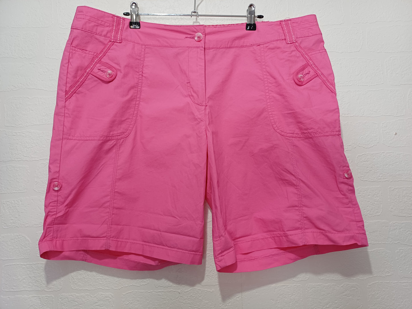 F&F Bright Pink Cargo Shorts Plus Size 40W 21L - Very Good Condition