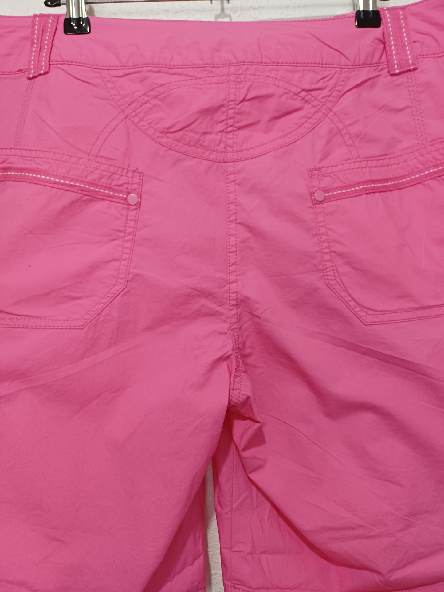 F&F Bright Pink Cargo Shorts Plus Size 40W 21L - Very Good Condition