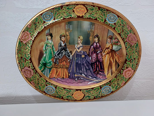 Daher Victorian Ladies Courtship Scene Oval Tin Wall Decor / Serving Tray Pair - Good Condition