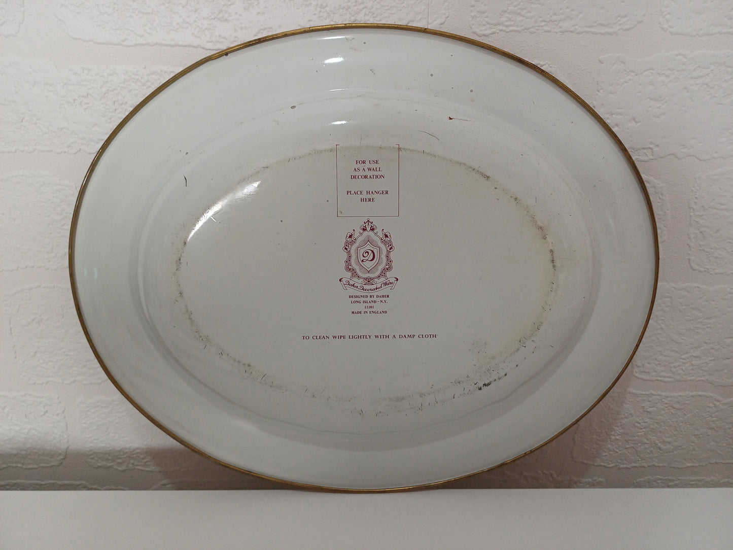 Daher Victorian Ladies Courtship Scene Oval Tin Wall Decor / Serving Tray Pair - Good Condition